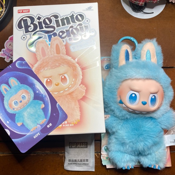 🩵Authentic Big Into Energy Hope Labubu🩵 - Picture 2 of 10